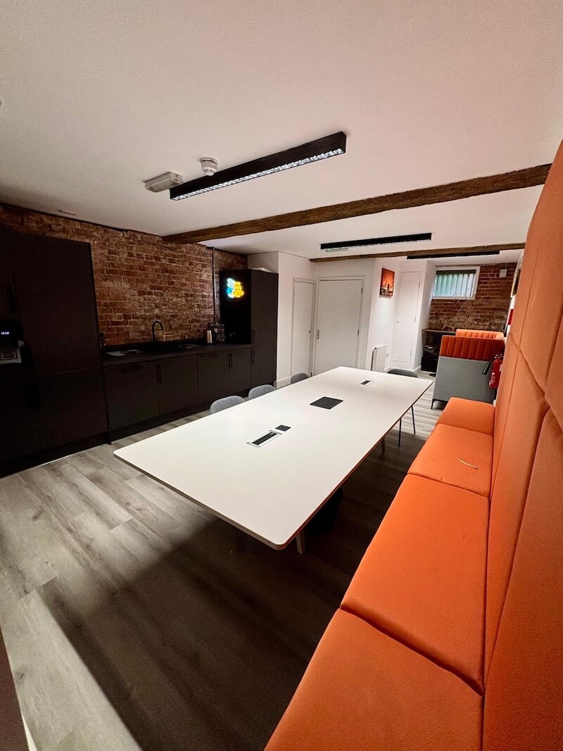 PHOTO-2025-12-12-14-49-49 4